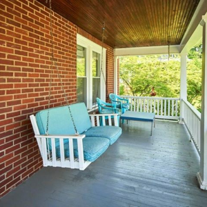 Where would you be most likely found sipping your morning coffee? On this charming front porch or overlooking your backyard from this gorgeous deck?
Show off your favorite coffee spot with a picture in the comments ☕️ photo
